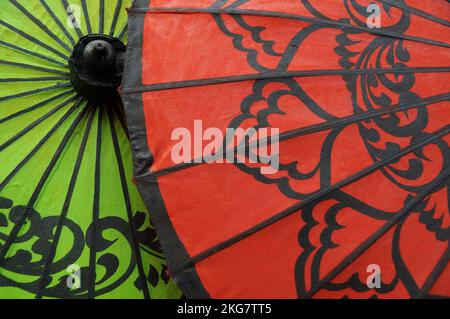 Pathein Htee, ou parapluies traditionnelles du Myanmar, à vendre à Bagan, au Myanmar Banque D'Images