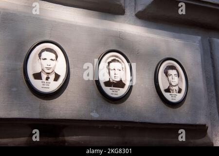 Extérieur de la Maison de la terreur sur l'avenue Andrassy à Budapest Hongrie Europe UE Banque D'Images