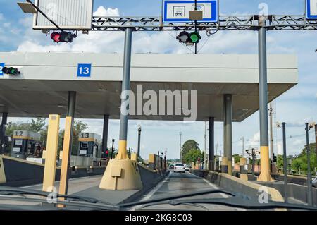 sorocaba-sp,brasil-21 novembre,2022: Entrée du péage dans la monnaie de la ville. Banque D'Images