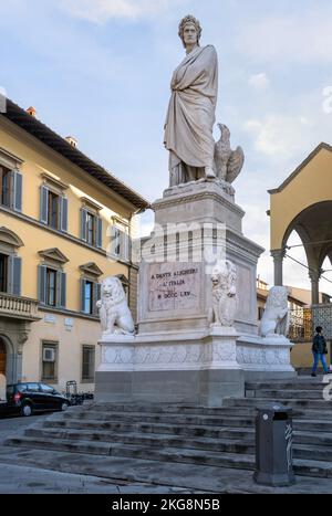 Monument à Dante Alighieri, Piazza Santa Croce, Florence, Italie Banque D'Images