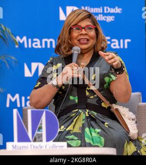 Miami, États-Unis d'Amérique. 20th novembre 2022. MIAMI, FL-NOV 20: Avril Ryan est vu pendant la foire du livre de Miami sur 20 novembre 2022 à Miami, Floride. (Photo par Alberto E. Tamargo/Sipa USA) crédit: SIPA USA/Alay Live News Banque D'Images