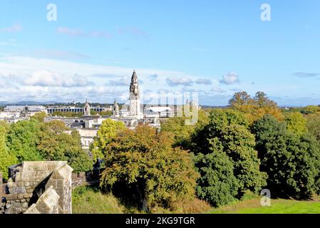 Vue sur la ville de Cardiff et les murs du château de Cardiff depuis le sommet du Norman Keep. Cardiff, Glamorgan, pays de Galles, Royaume-Uni - 16th octobre Banque D'Images