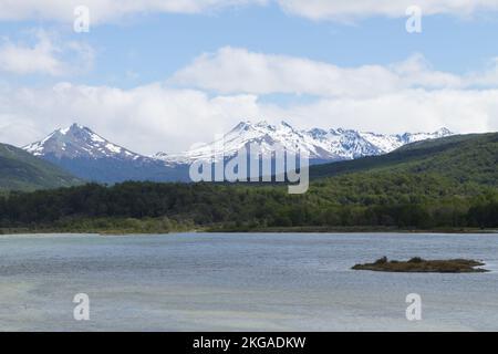 Paysage de la baie Lapataia, parc national Terre de Feu, Argentine. Vue d'Argentine Banque D'Images