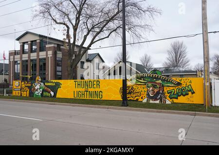 Une maison sur Lombardi Ave rendant hommage aux Packers de Green Bay qui courent en arrière A.J. Dillon en face de lambeau Field, mercredi 16 novembre 2022, à Green Bay, WISC. Banque D'Images