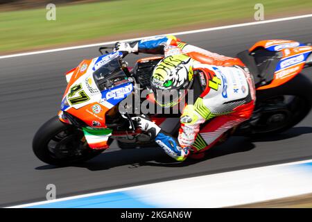 Phillip Island, Australie, 19 novembre 2022. Axel Bassani d'Italie sur le circuit Motocorsa Racing Ducati lors du Championnat du monde de Superbike 2022 de FIM au circuit de Phillip Island sur 19 novembre 2022 à Phillip Island, en Australie. Crédit : Dave Helison/Speed Media/Alamy Live News Banque D'Images