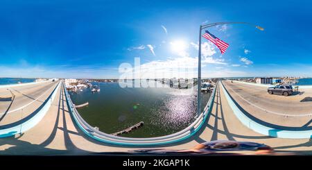 Vue panoramique à 360° de Fort Myers, FL, États-Unis - 20 novembre 2022: 360 photo sphérique fort Myers Beach FL ouragan Ian après le nettoyage et la récupération