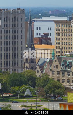 Sites de Detroit, notamment le Millennium Bell (dans le parc Grand Circus) et l'église méthodiste Central United près de Woodward Avenue et Foxtown dans Dow Banque D'Images