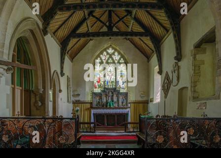 Intérieur de l'église Saint-James, dans le village de Syresham, Northamptonshire, U; les premières parties datent du 13th siècle Banque D'Images