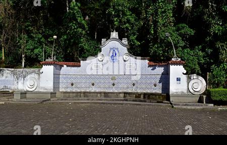 Fontaine d'eau minérale (fonte Judite) à Teresopolis, Rio de Janeiro, Brésil Banque D'Images