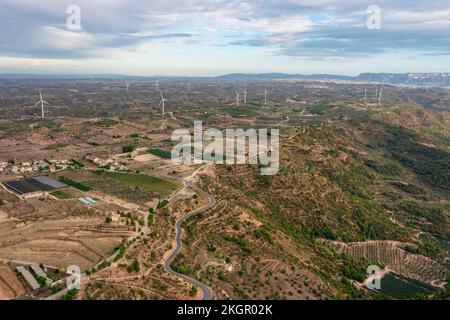 Espagne, Catalogne, les Garrigues, vue aérienne du parc éolien de campagne Banque D'Images