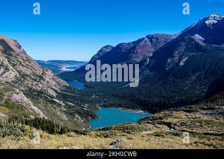 Allen Mountain, le lac Grinnell et le lac Josephine vus depuis le glacier Grinnell dans le parc national des Glaciers Banque D'Images