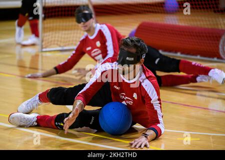 Arne Vanhove, athlète belge de para, photographié en action lors d'un camp d'entraînement organisé par le Comité olympique belge BOIC-COIB à Belek en Turquie, le mercredi 23 novembre 2022. La scène a lieu du 12 au 27 novembre, pour la première fois avec les athlètes paralympiques. BELGA PHOTO LAURIE DIEFFEMBACQ Banque D'Images