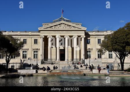 Marseille, France. 22nd novembre 2022. Vue générale du Palais de Justice un bâtiment historique situé sur la place Monthyon dans le 6th arrondissement de Marseille. (Photo de Gerard Bottino/SOPA Images/Sipa USA) crédit: SIPA USA/Alay Live News Banque D'Images