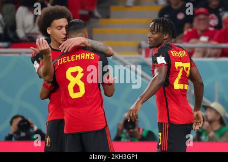 Al Rayyan, Qatar. 23rd novembre 2022. Axel Witsel en Belgique, Youri Tielemans en Belgique et Michy Batshuayi en Belgique réagissent lors d'un match de football entre l'équipe nationale belge les Red Devils et le Canada, dans le Groupe F de la coupe du monde FIFA 2022 à Al Rayyan, État du Qatar, le mercredi 23 novembre 2022. BELGA PHOTO VIRGINIE LEFOUR crédit: Belga News Agency/Alay Live News Banque D'Images