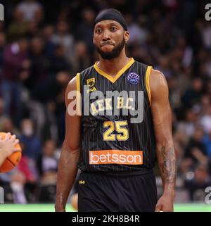 Bonn, Allemagne. 23rd novembre 2022. Basketball Champions League, groupe B, Telekom paniers Bonn vs AEK Athènes, Akil Mitchell (Athen) crédit: Juergen Schwarz/Alay Live News Banque D'Images