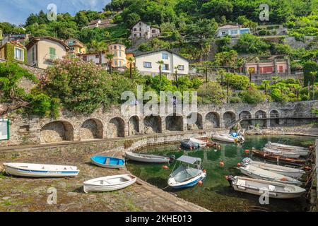 Port de pêche, Riviera de Cannero, Lac majeur, Piémont, Italie, Europe Banque D'Images