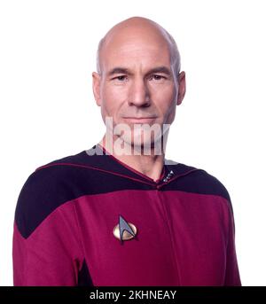 PATRICK STEWART DANS STAR TREK: LA PROCHAINE GÉNÉRATION (1987), DIRIGÉE PAR ROB BOWMAN, JONATHAN FRAKES, ROBERT SCHEERER ET GABRIELLE BEAUMONT. Credit: PARAMOUNT TELEVISION / Album Banque D'Images