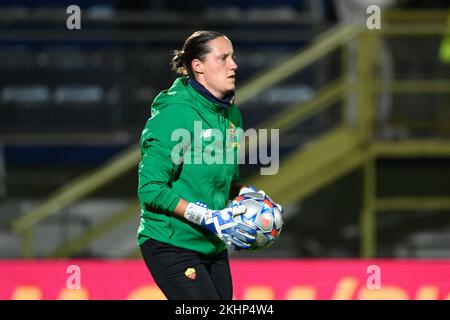 Emma Lind (EN TANT que femmes roms) lors du match de l’UEFA Women’s Champions League 2022/23 entre AS Roma et VfL Wolfsburg au stade Domenico Francioni L. Banque D'Images