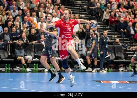 Aalborg, Danemark. 23rd novembre 2022. Andreas Flodman (20) de Aalborg Handball vu dans le match de la Ligue des champions de l'EHF entre Aalborg Handball et Nantes à Sparekassen Danmark Arena à Aalborg. (Crédit photo : Gonzales photo/Alamy Live News Banque D'Images