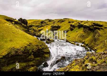 Chutes d'eau de Fosstorfufoss près des cascades de Skogafoss en islande Banque D'Images