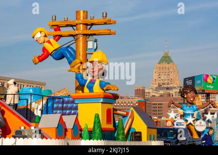 Detroit, Michigan, États-Unis. 24th novembre 2022. Un flotteur d'énergie DTE au défilé du jour de Thanksgiving de Detroit, officiellement le défilé de Thanksgiving de l'Amérique. Crédit : Jim West/Alay Live News Banque D'Images