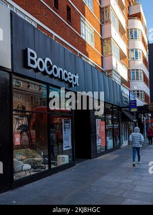 BoConcept Furniture store London - BoConcept store sur Tottenham court Rd Central London. BoConcept a été fondée au Danemark en 1952. Banque D'Images