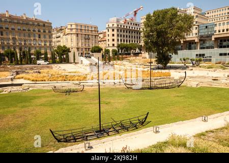 Archéologique, site, des, Jardins des vestiges, partie de la, Musée d'Histoire de Marseille, Marseille Musée d'Histoire, Marseille, Marseille, commune de Bouches-du-Rhône, la deuxième plus grande ville de France, Marseille, est la préfecture des Français, département des Bouches-du-Rhône, et, capitale, De la région Provence-Alpes-Côte d'Azur. Sud de la France,France,Français,deuxième plus grande ville de France,août,été,Europe,européen,le jardin des vestiges est un jardin contenant les vestiges archéologiques de l'ancien port de Marseille, France. Le site est situé dans le 1st arrondissement, Banque D'Images