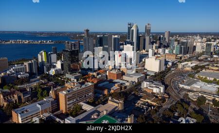 Vue aérienne du centre-ville de Perth, WA, Australie Banque D'Images
