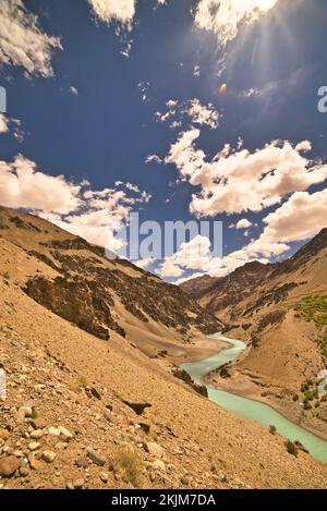 Paysages du village de Purne en route pour Padam Zanskar de Manali Banque D'Images