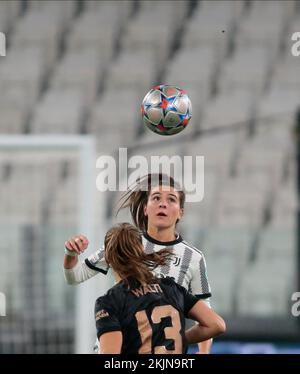 Turin, Italie. 24th novembre 2022. Cantore de Juventus Women au cours de la Ligue des champions de l'UEFA Womenâs, Groupe C, match de football entre Juventus Women et Arsenal Women le 24 novembre 2022 au stade Allianz, à Turin, en Italie. Photo Nderim Kaceli crédit: Agence de photo indépendante/Alamy Live News Banque D'Images
