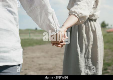 Gros plan couple portant des costumes traditionnels concept photo Banque D'Images