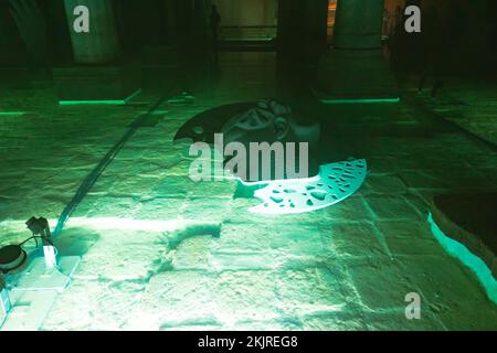 Yerebatan Sarnici ou Citerne Basilique à Istanbul. Bruit inclus. Istanbul Turquie - 8.3.2022 Banque D'Images
