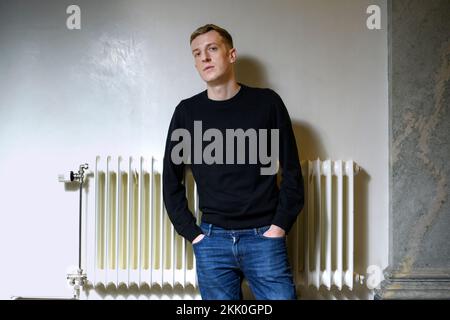 Auteur français Édouard Louis photographié à Stockholm, Suède. Photo: Jessica Gow / TT / code 10070 Banque D'Images