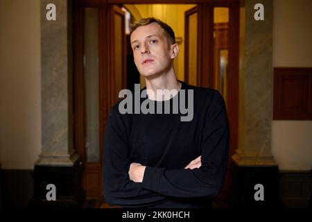 Auteur français Édouard Louis photographié à Stockholm, Suède. Photo: Jessica Gow / TT / code 10070 Banque D'Images