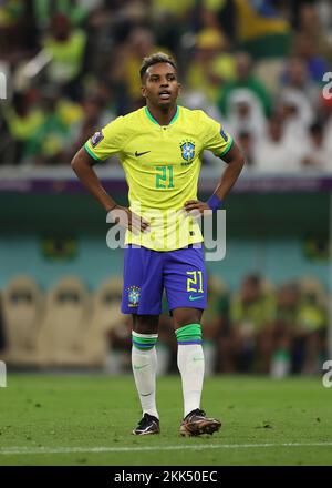 Stade emblématique de Lusail, Lusail, Qatar. 24th novembre 2022. Coupe du monde de football de la FIFA, Brésil contre Serbie ; Rodrygo du Brésil crédit : action plus Sports/Alamy Live News Banque D'Images