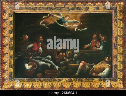 ANNECY, FRANCE - 11 JUILLET 2022 : la peinture Apparation des anges aux bergers de la cathédrale Saint-Pierre par artiste inconnu. Banque D'Images