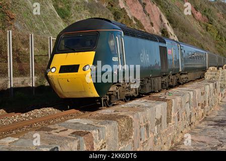 Intercity125 train à grande vitesse longeant la digue à Sprey point, Teignmouth, South Devon. (Voir remarque). Banque D'Images