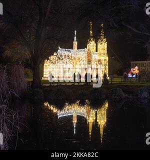 Cologne, Allemagne - 19 janvier 2020 : FESTIVAL DE LUMIÈRE DE LA CHINE de DÉCEMBRE 7th 2019 À JANVIER 19th 2020 au zoo de Cologne. Banque D'Images