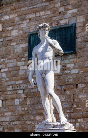 Florence, Italie - 13 août 2019 : la statue de David de Michel-Ange sur la Piazza della Signoria à Florence, Italie. Banque D'Images