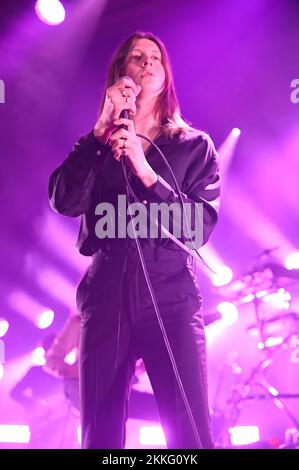 25 novembre 2022, Doncaster, Yorkshire du Sud, U.K : Blossoms, Représentation au Doncaster Dome , Doncaster , Royaume-Uni , 25.11.2022 (Credit image: © Robin Burns/ZUMA Press Wire) Banque D'Images