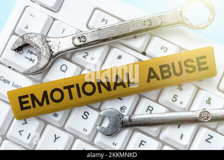L'écriture manuelle signe d'abus émotionnel, concept signifiant personne soumettant ou exposant une autre personne à un comportement Banque D'Images
