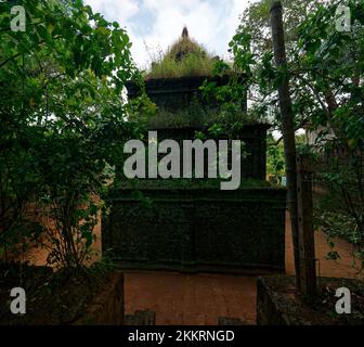 Shri Saptakoteshwar Temple du Dieu hindou Shiva construit en pierre laterite un temple était la famille des dirigeants de Kadamba dans l'état Goa India10 15 2022 Banque D'Images