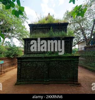 Shri Saptakoteshwar Temple du Dieu hindou Shiva construit en pierre laterite un temple était la famille des dirigeants de Kadamba dans l'état Goa India10 15 2022 Banque D'Images