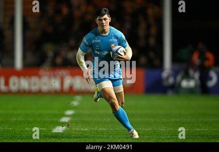 Twickenham, Royaume-Uni. 25th novembre 2022. Rugby, premier ministre. Harlequins V Gloucester. La fonction Stiop. Twickenham. Louis Rees-Zammit (Gloucester) pendant le match de rugby Harlequins V Gloucester Gallagher Premiership. Credit: Sport en images/Alamy Live News Banque D'Images