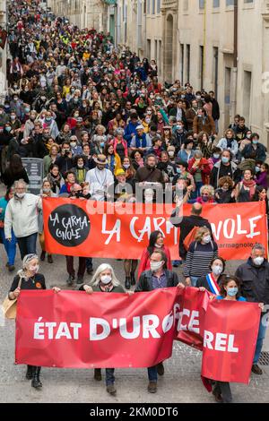 Mobilisation pour la culture. HK et les Saltimbanks : concert de rue organisé par la Carmagnole à différents endroits. Procession en direction de l'Agora occupé. Montpellier, Occitanie, France Banque D'Images