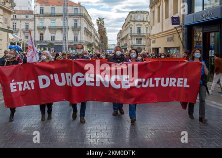 Mobilisation pour la culture. HK et les Saltimbanks : concert de rue organisé par la Carmagnole à différents endroits. Comedy Square. Départ de la procession. Montpellier, Occitanie, France Banque D'Images