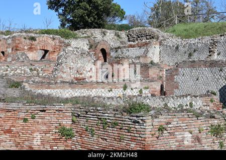 Passo di Mirabella - Panticolare dei ruderi delle terme di Aeclanum Banque D'Images