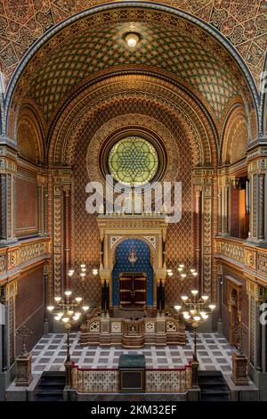 PRAGUE, RÉPUBLIQUE TCHÈQUE - AOÛT 2022 ; intérieur de la synagogue espagnole Banque D'Images