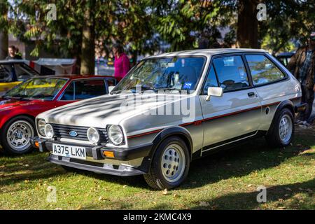 1983 Ford Fiesta XR2 ‘A375 LKM’ exposé au défilé d’octobre qui s’est tenu au Bicester Heritage Centre le 9th octobre 2022 Banque D'Images