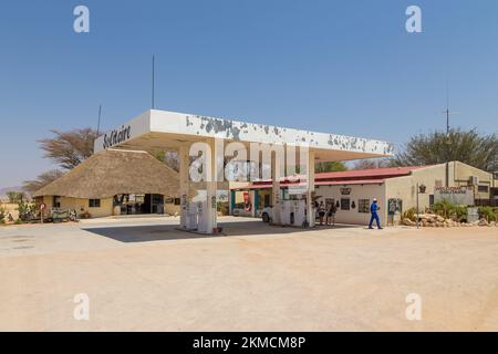 Solitaire, Namibie - 01 octobre 2018 : station de service à Solitaire dans le désert du Namib, parc national Namib-Naukluft. Petite colonie dans le Khomas R Banque D'Images